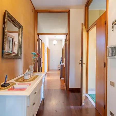 Three-bedroom In * San Costanzo